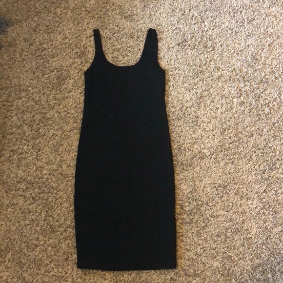 Forever 21 Dresses & Skirts - BLACK DRESS! NEVER BEEN WORN